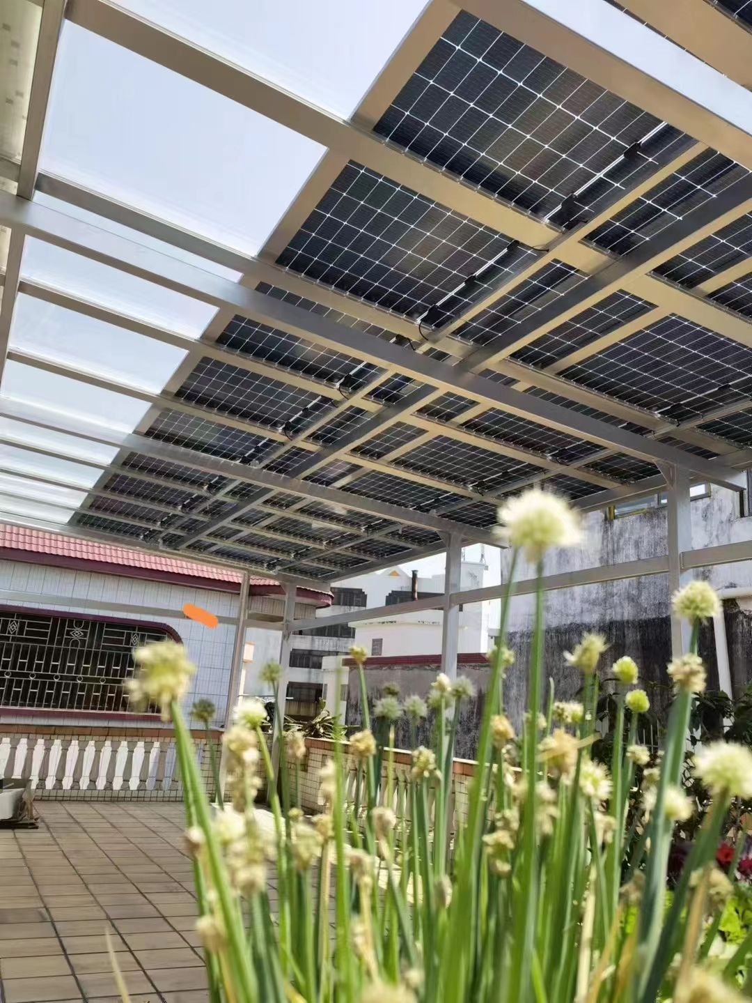 宜春别墅家用屋顶太阳能发电系统安装